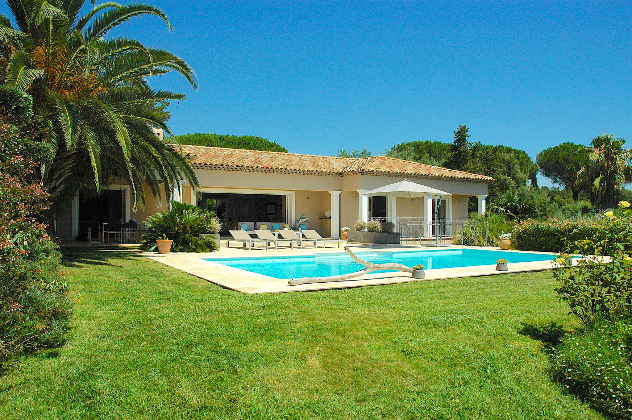 vente Splendide villa vue mer située dans le prestigieux domaine de